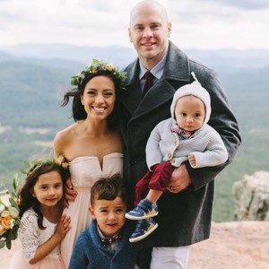 Meet your Posher, Claudia